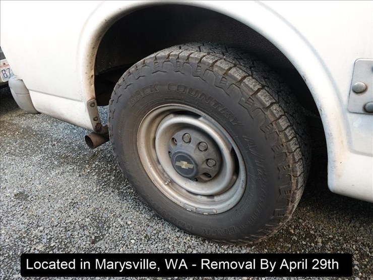 2002-chevrolet-3500-image-11