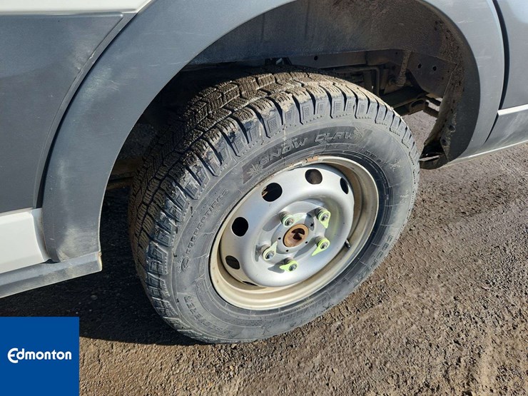 2018-ford-transit-image-11