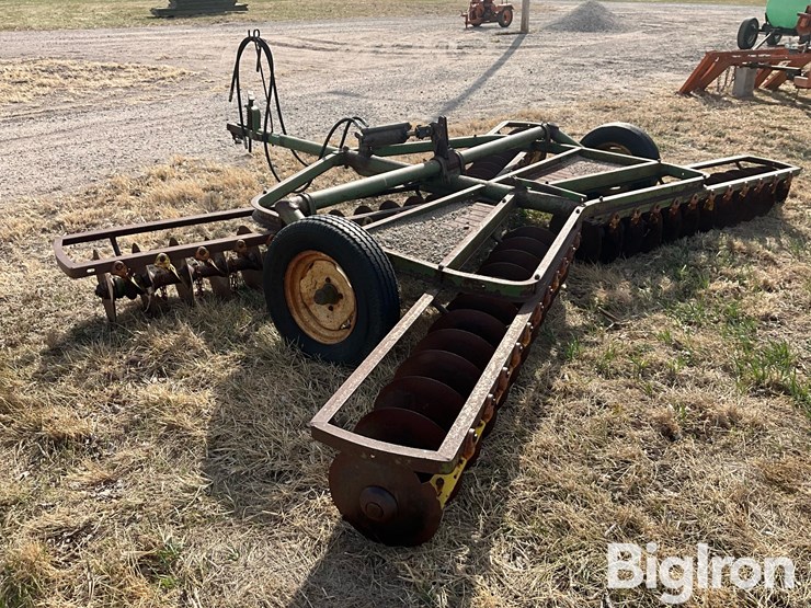 john-deere-15-image-7