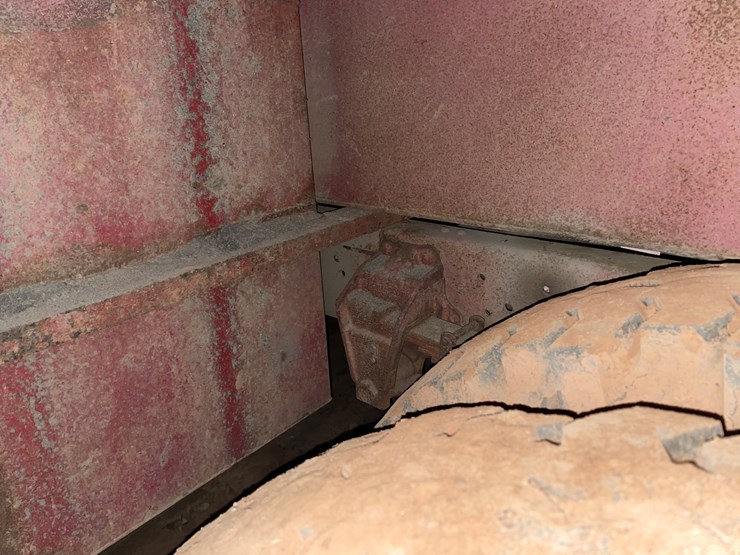 #210-•-1964-chevy-80-(howe)-fire-truck-(no-brakes)-(no-title)-(wakefield,-mi)-image-29