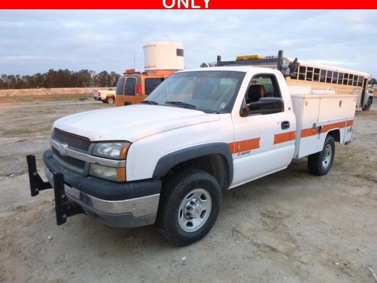 2003-chevrolet-2500-image-1