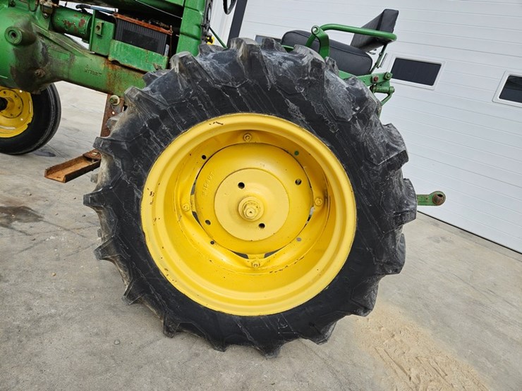 john-deere-40-image-27