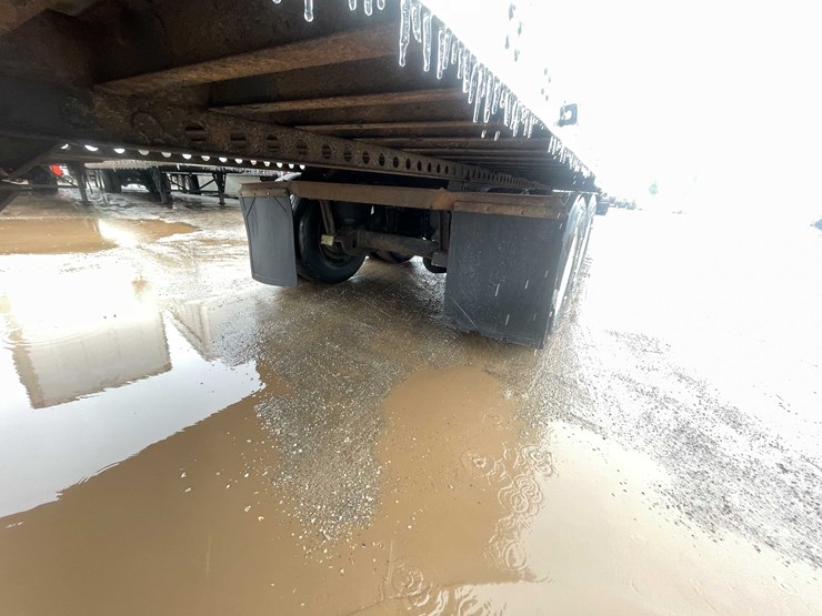 #268-•-2011-wabash-semi-trailer-(denmark,-wi)-image-17