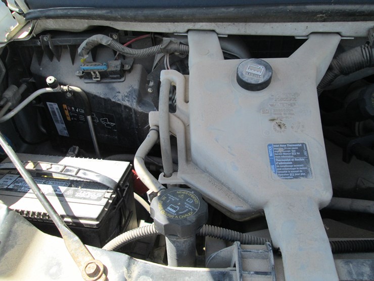 2012-chevrolet-express-g1500-image-17