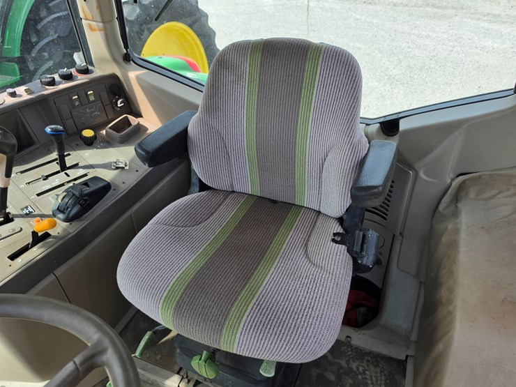 2010-john-deere-6230-image-14