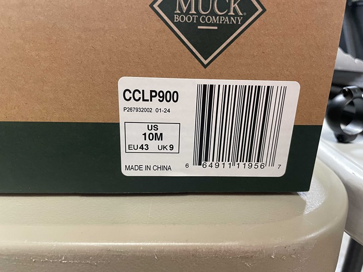 #10127-•-muck-boot-company-chore-farm-leather-boot-image-10