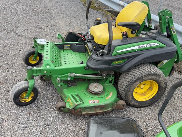 2016-john-deere-z950m-image-12
