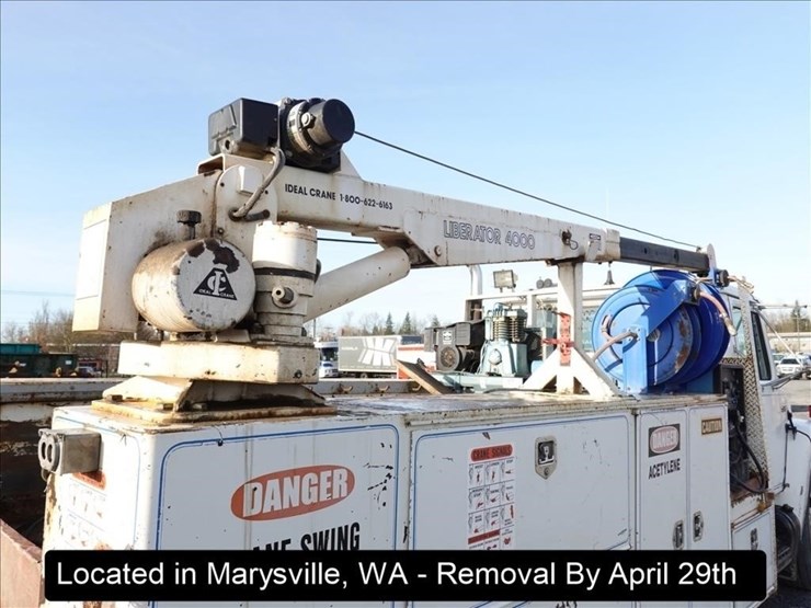 1988-international-s1900-image-5