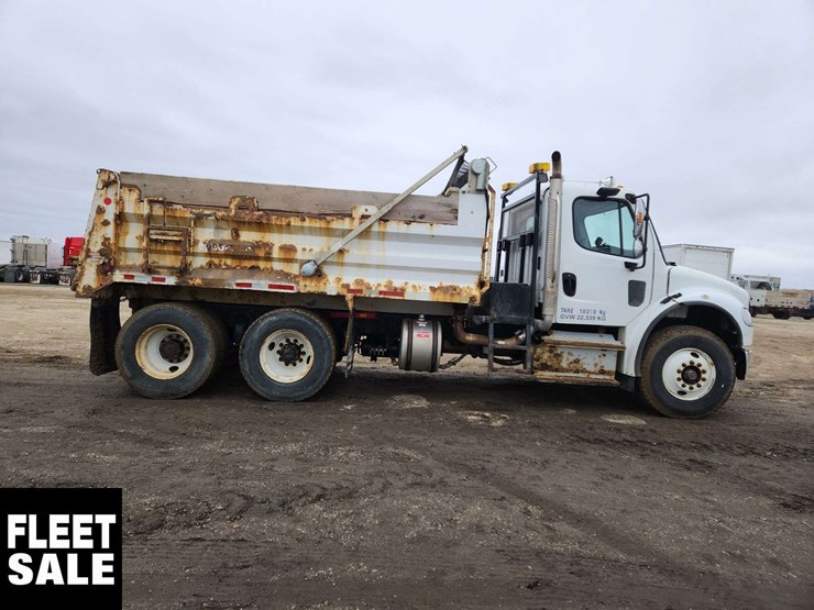 2018-freightliner-m2-106-image-25