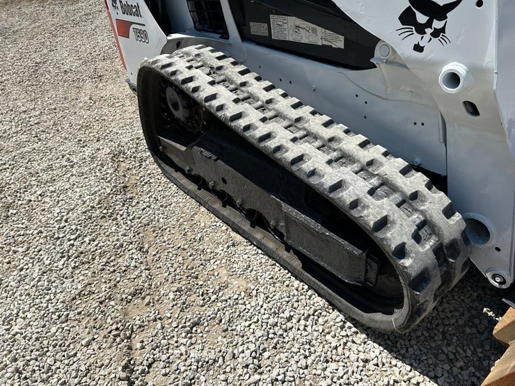 2018-bobcat-t590-image-12