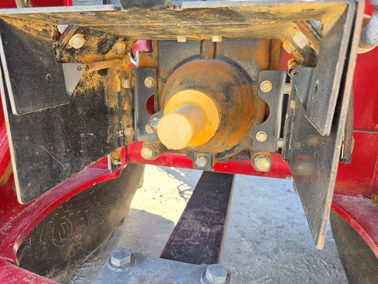 2014-case-ih-steiger-370-image-16