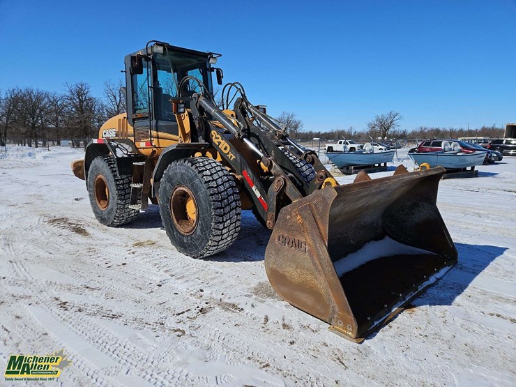 2003-case-621d-xt-image-2