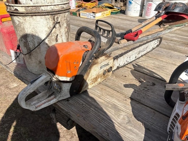 stihl-ms391-chainsaw-image-3
