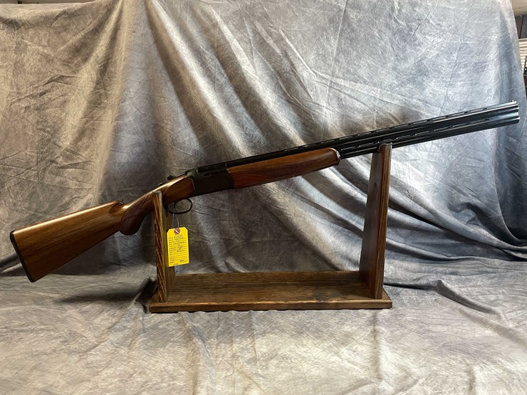 #10083-•-cz-canvasback,-12-ga.-bolt-action-shotgun,-sn:-1157370-image-1
