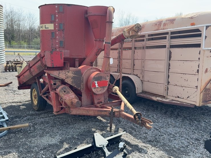 3448-gehl-55-image-1