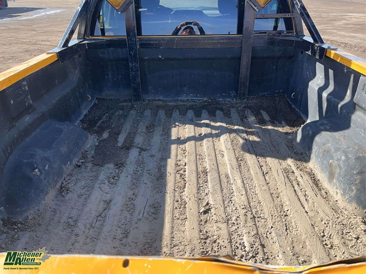 2011-gmc-sierra-2500hd-image-4