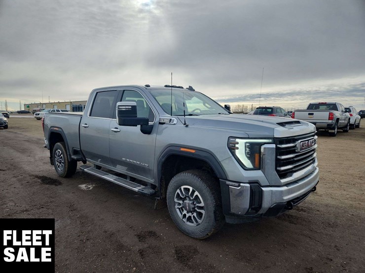 2024-gmc-sierra-2500hd-image-2