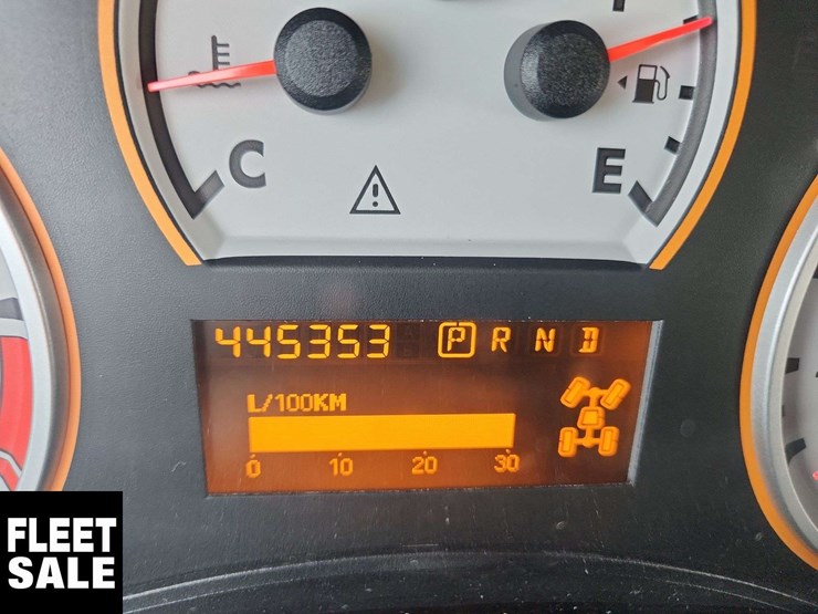 2014-nissan-titan-image-26