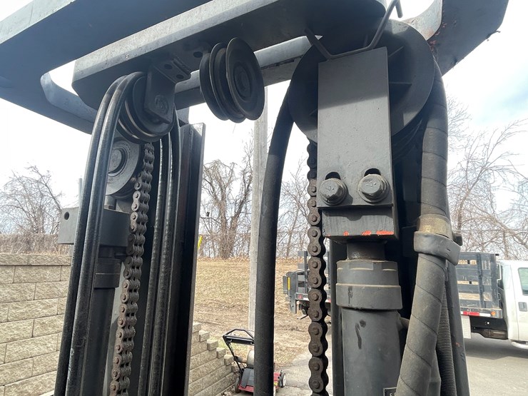 #2505-•-nissan-forklift-(columbia-heights,-mn)-image-11