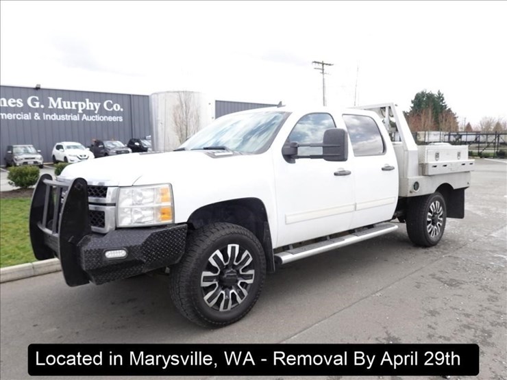 2011-chevrolet-3500-image-1