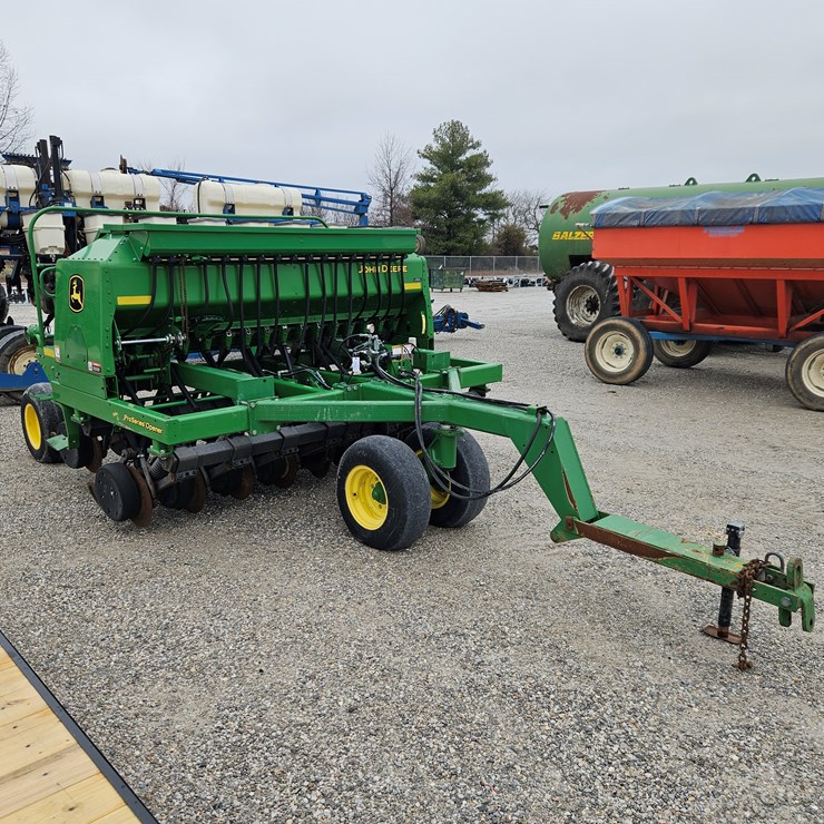 2018 JOHN DEERE 1590