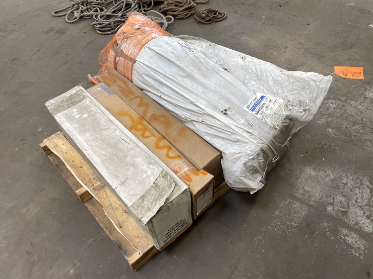 #2589-•-misc.-roofing-material-(columbia-heights,-mn)-image-3