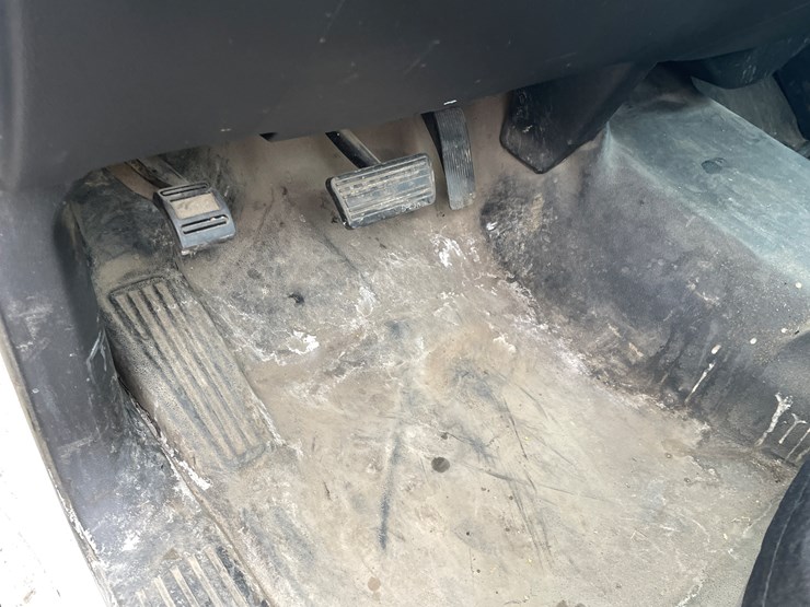 #2502-•-2014-gmc-sierra-pickup-truck-(has-mn-title)-(columbia-heights,-mn)-image-37