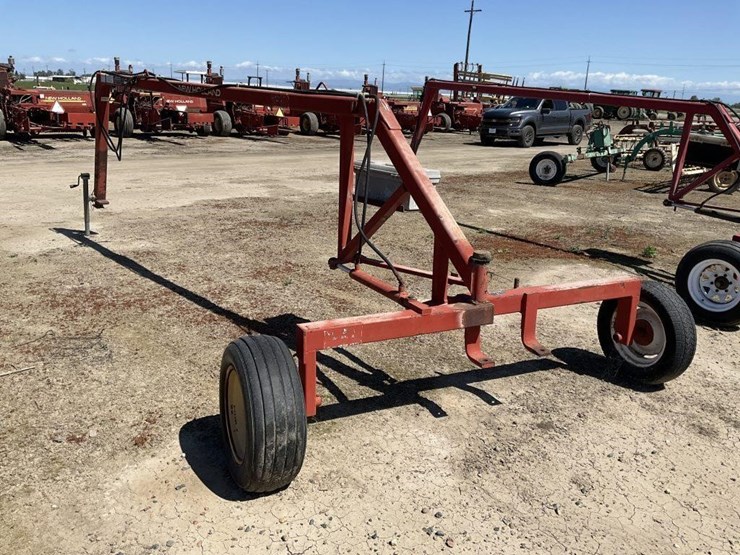 new-holland-252-image-3