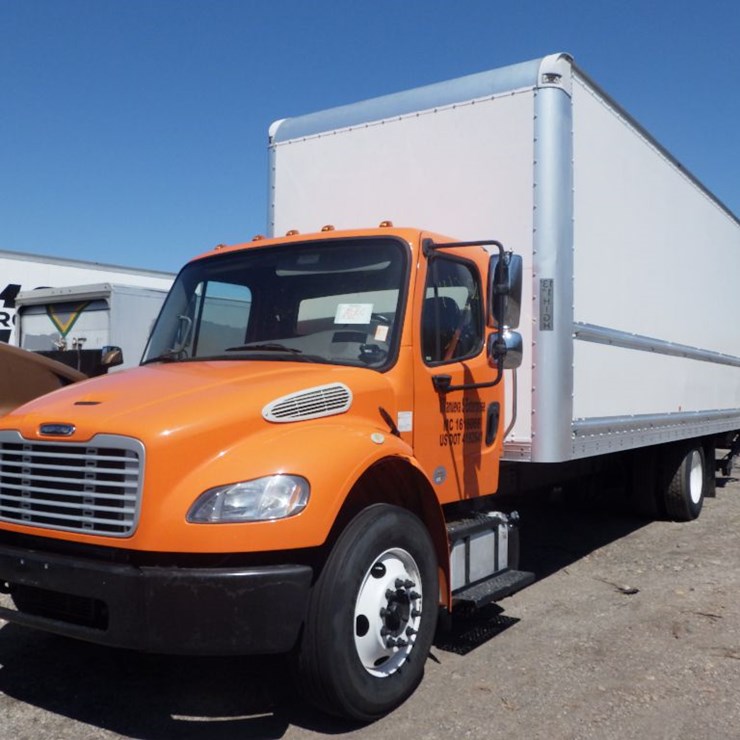 2019 FREIGHTLINER M2 106