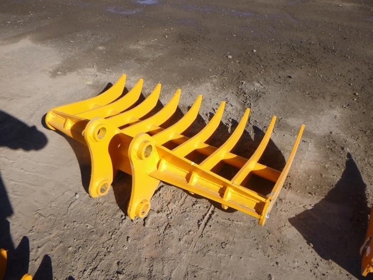 caterpillar-305-image-3