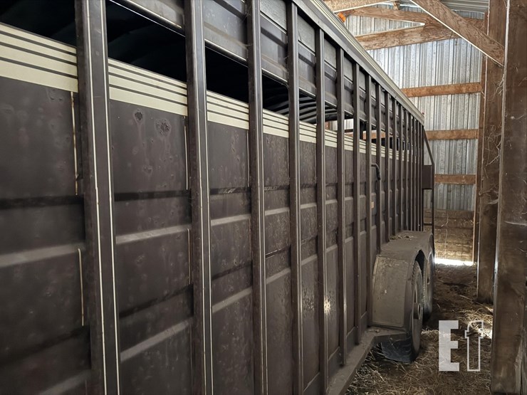 1991-titan-20-image-12