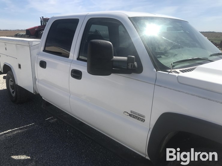 2007-chevrolet-3500-image-14