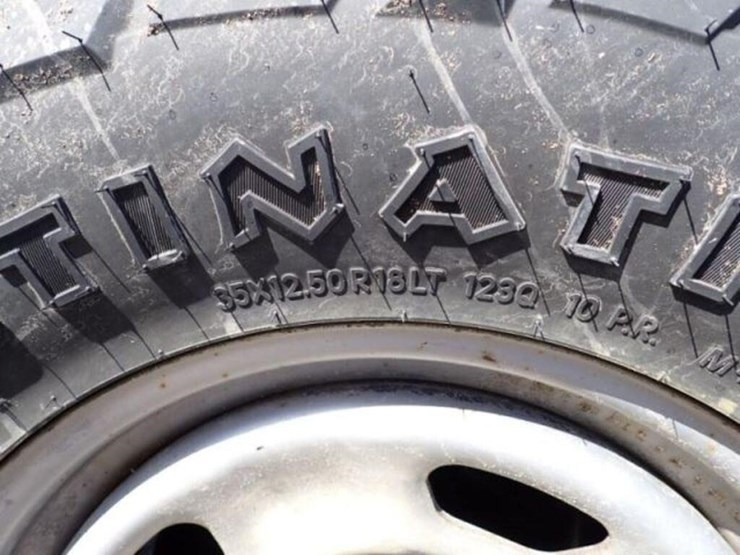 2016-ford-f350-xlt-image-25