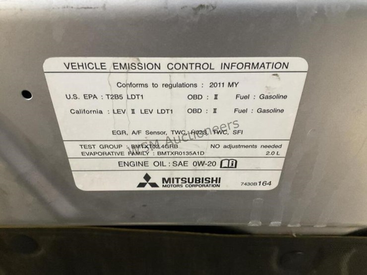 2011-mitsubishi-outlander-image-13