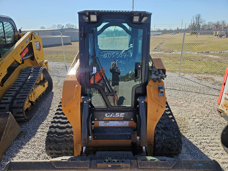 2023-case-tr310b-image-4