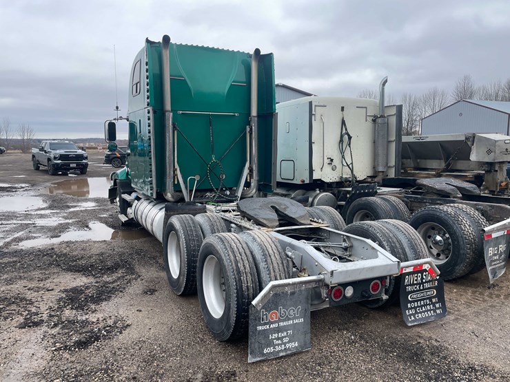 #236-•-2011-mack-semi-tractor-(title-in-delay)-(denmark,-wi)-image-6