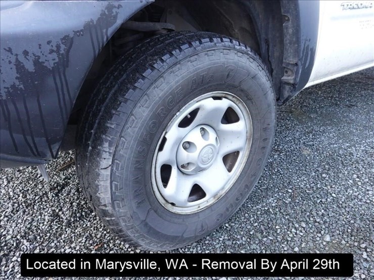 2014-toyota-tacoma-image-15