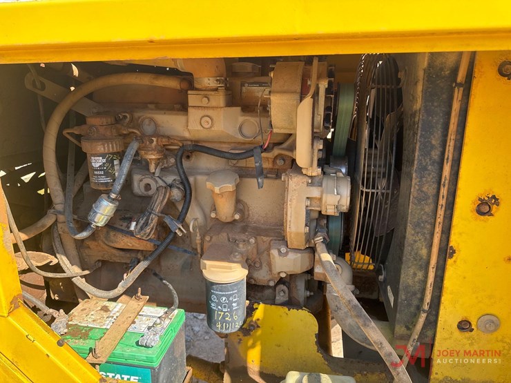 superior-broom-dt80-image-11