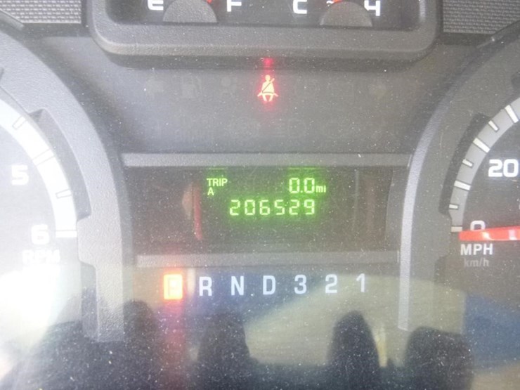 2014-ford-e450-image-17