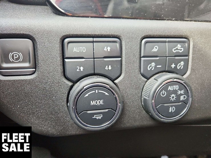 2022-chevrolet-silverado-1500-image-22