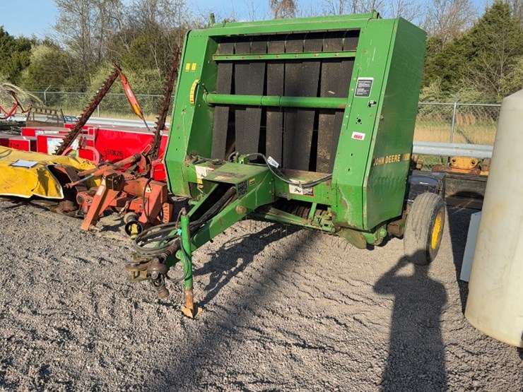 john-deere-375-image-1