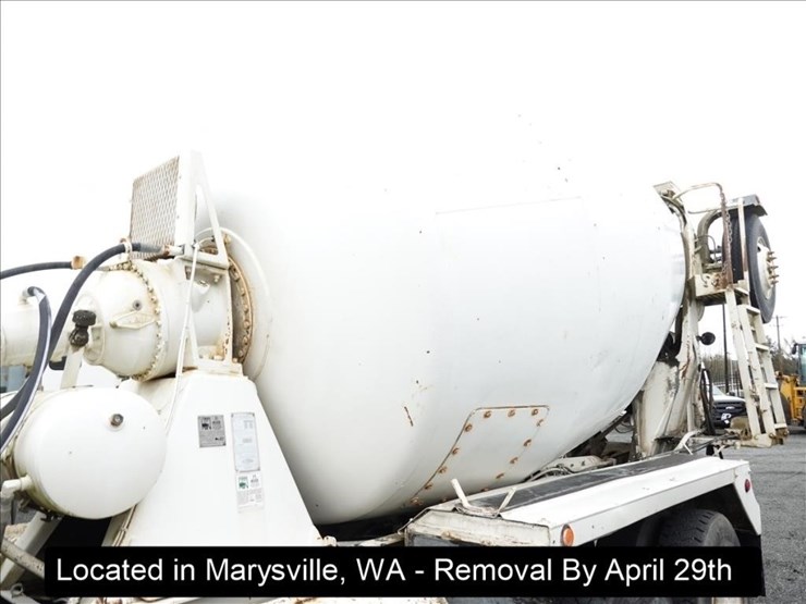 1996-mack-rd690s-image-35