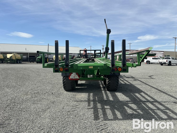 anderson-rbm1400-round-baler-accumulator/mover-image-6