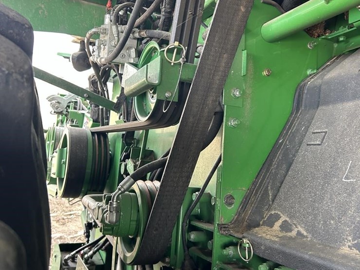 2012-john-deere-s690-image-18