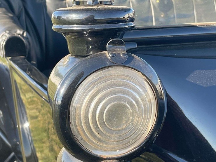 1917-model-t-touring-image-29