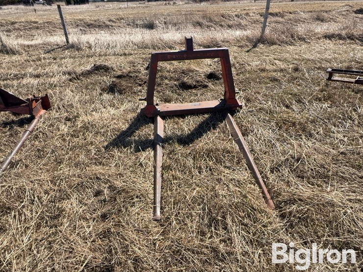 new-holland-80-image-6