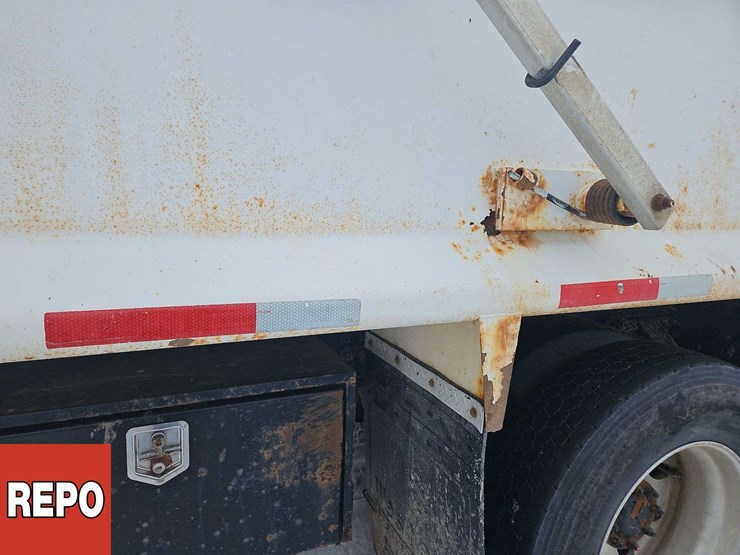 2016-kenworth-t370-image-31