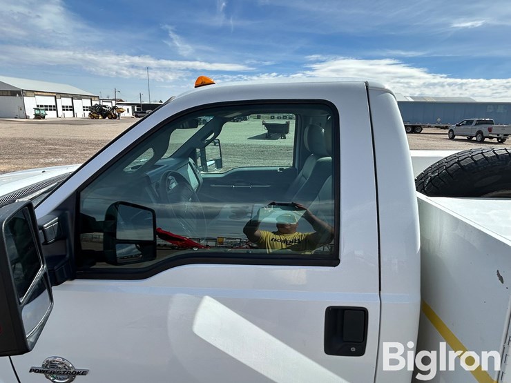 2012-ford-f350-image-15