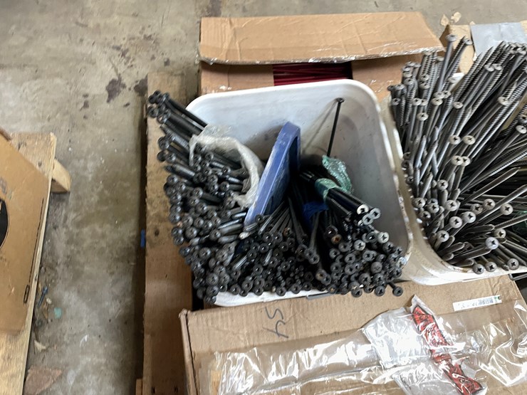#2528-•-pallet-of-insulation-screws-(columbia-heights,-mn)-image-7