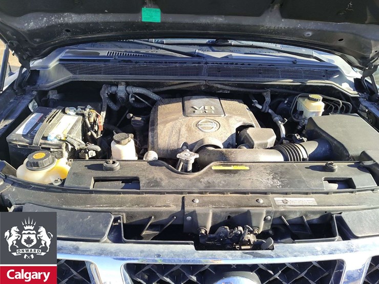 2015-nissan-titan-image-26